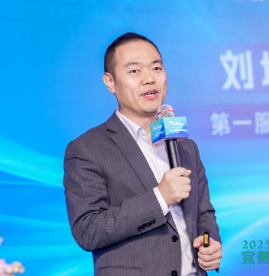 第一服务CEO刘培庆受邀出席宜善家庭保健医新品发布会！用智慧守护社区健康未来